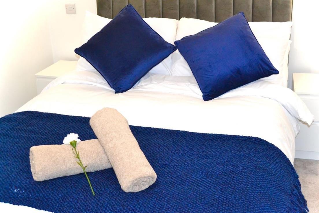 Apartment Fidelity Stays Themed Brighton